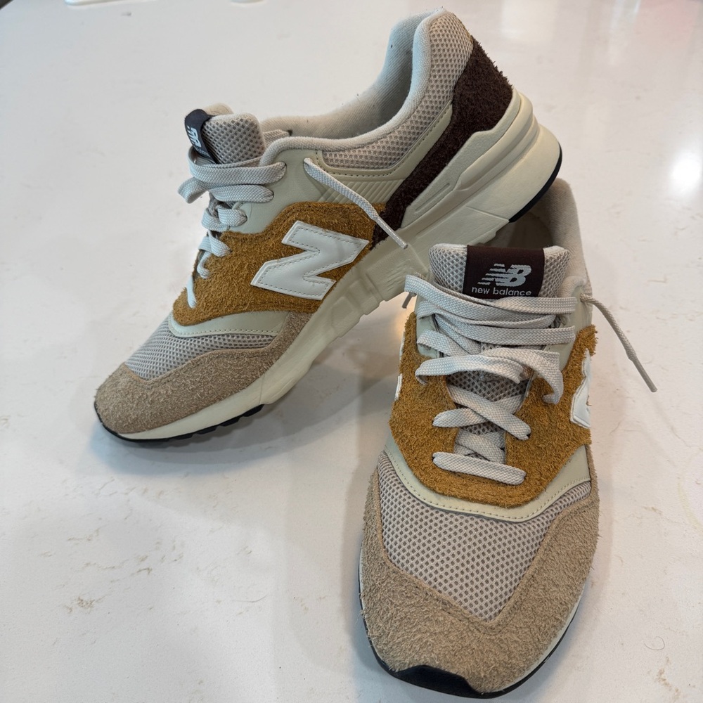 New Balance Beige and Brown Sneakers